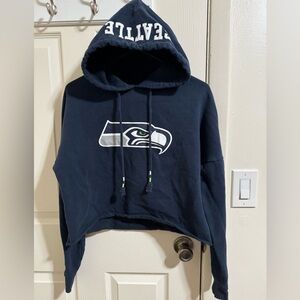 NFL Team Apparel Seattle Seahawks Navy Blue Crop Hoodie